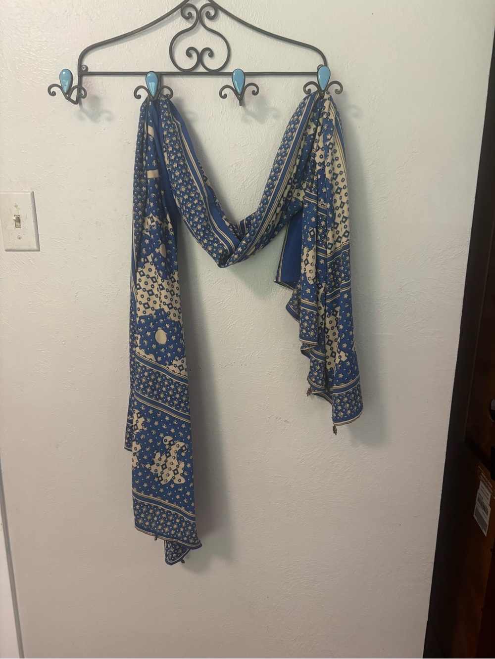 Vintage Luciano Soprani Blue and Cream  Lightweight Scarf Rectangle 72” X 41”